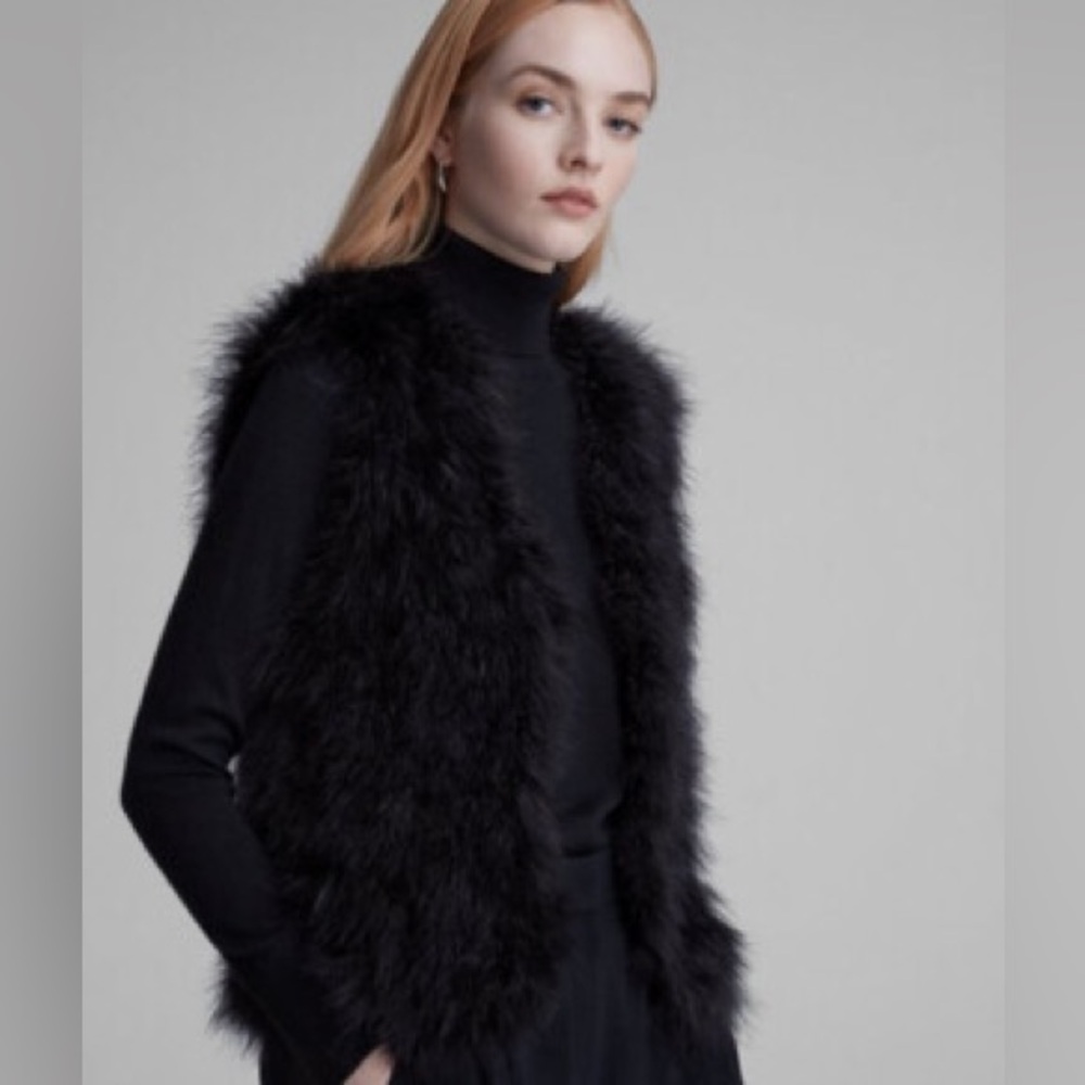 Club Monaco Luxe Black Faux Fur Vest